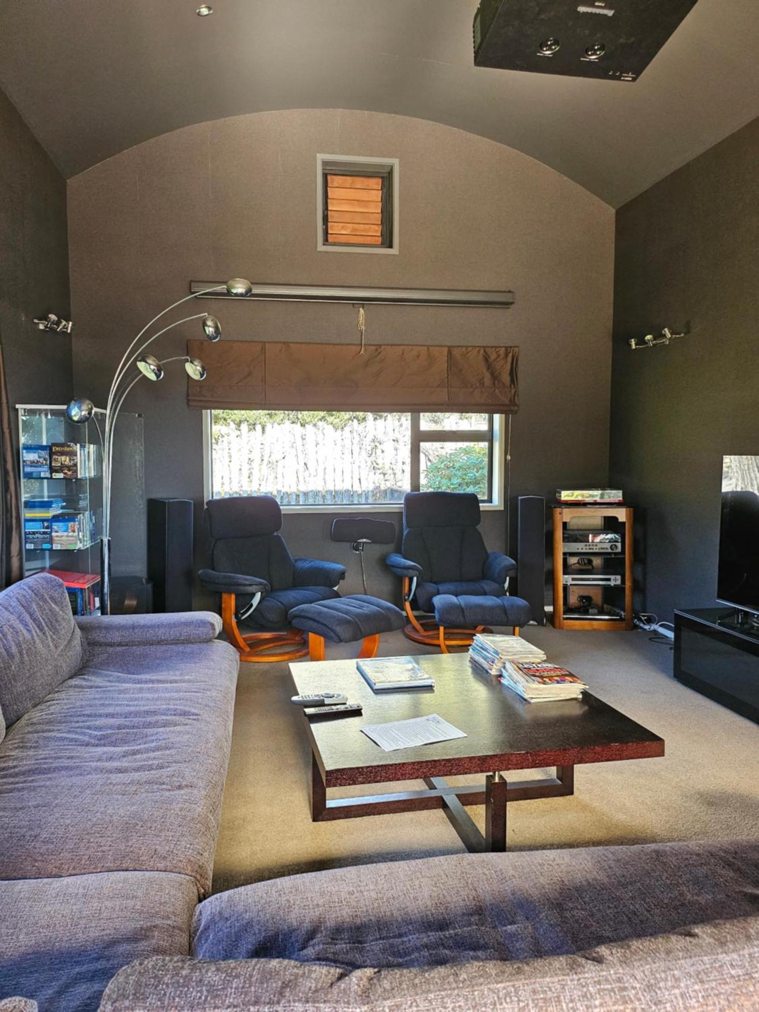 Heta Road B&B New Plymouth Bagian luar foto