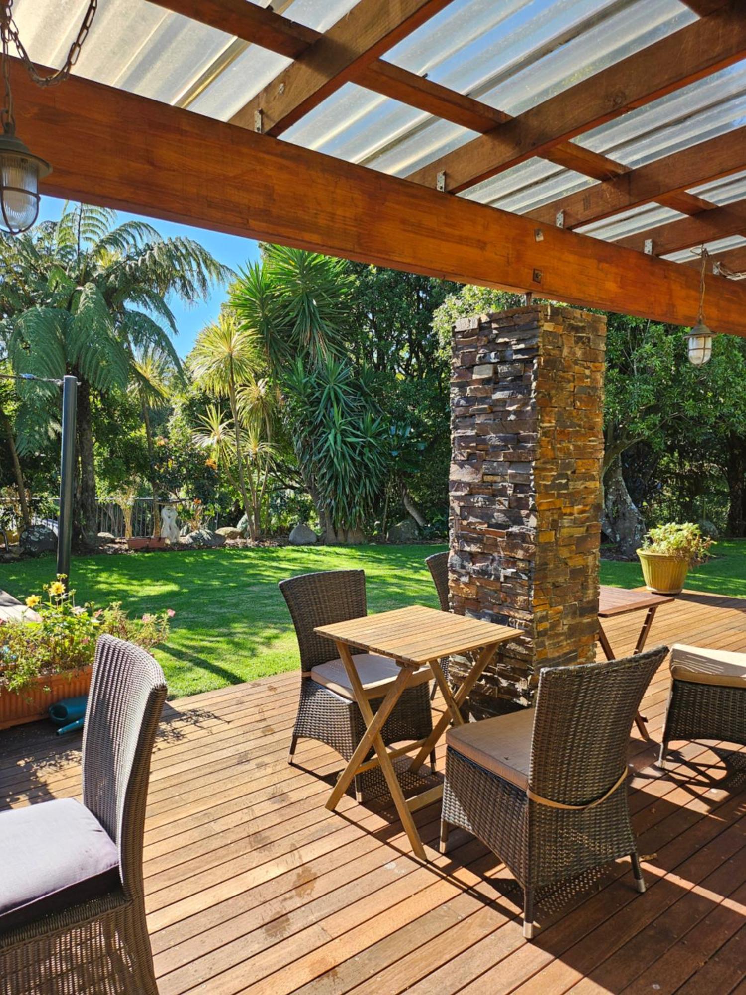 Heta Road B&B New Plymouth Bagian luar foto