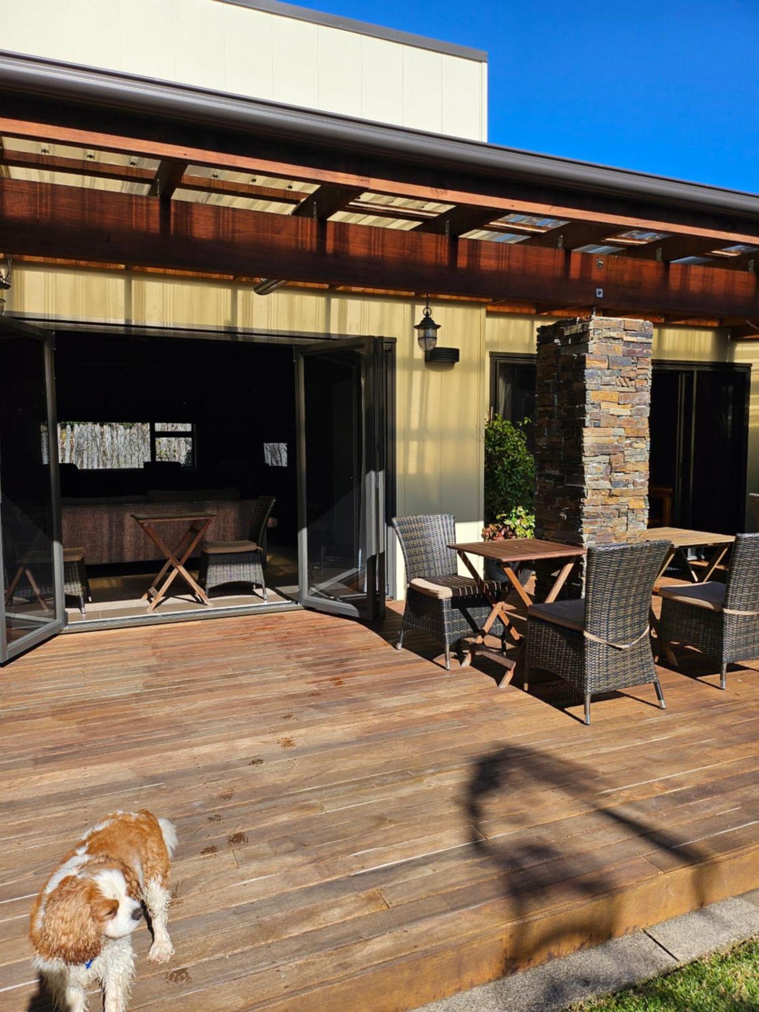 Heta Road B&B New Plymouth Bagian luar foto
