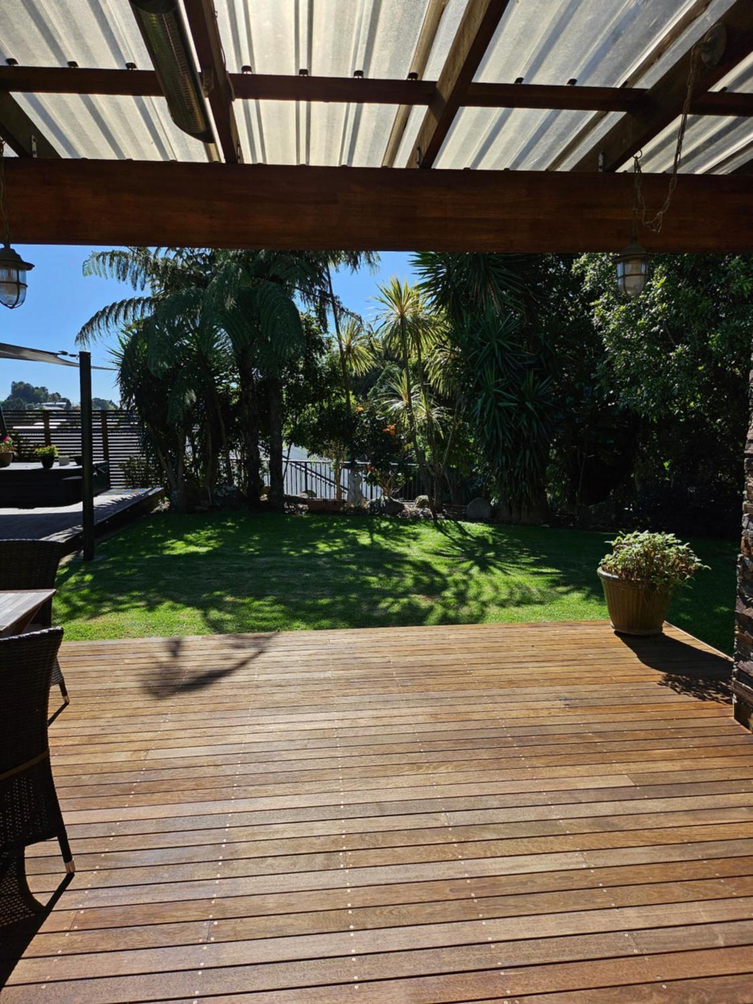 Heta Road B&B New Plymouth Bagian luar foto