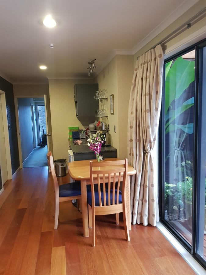 Heta Road B&B New Plymouth Bagian luar foto