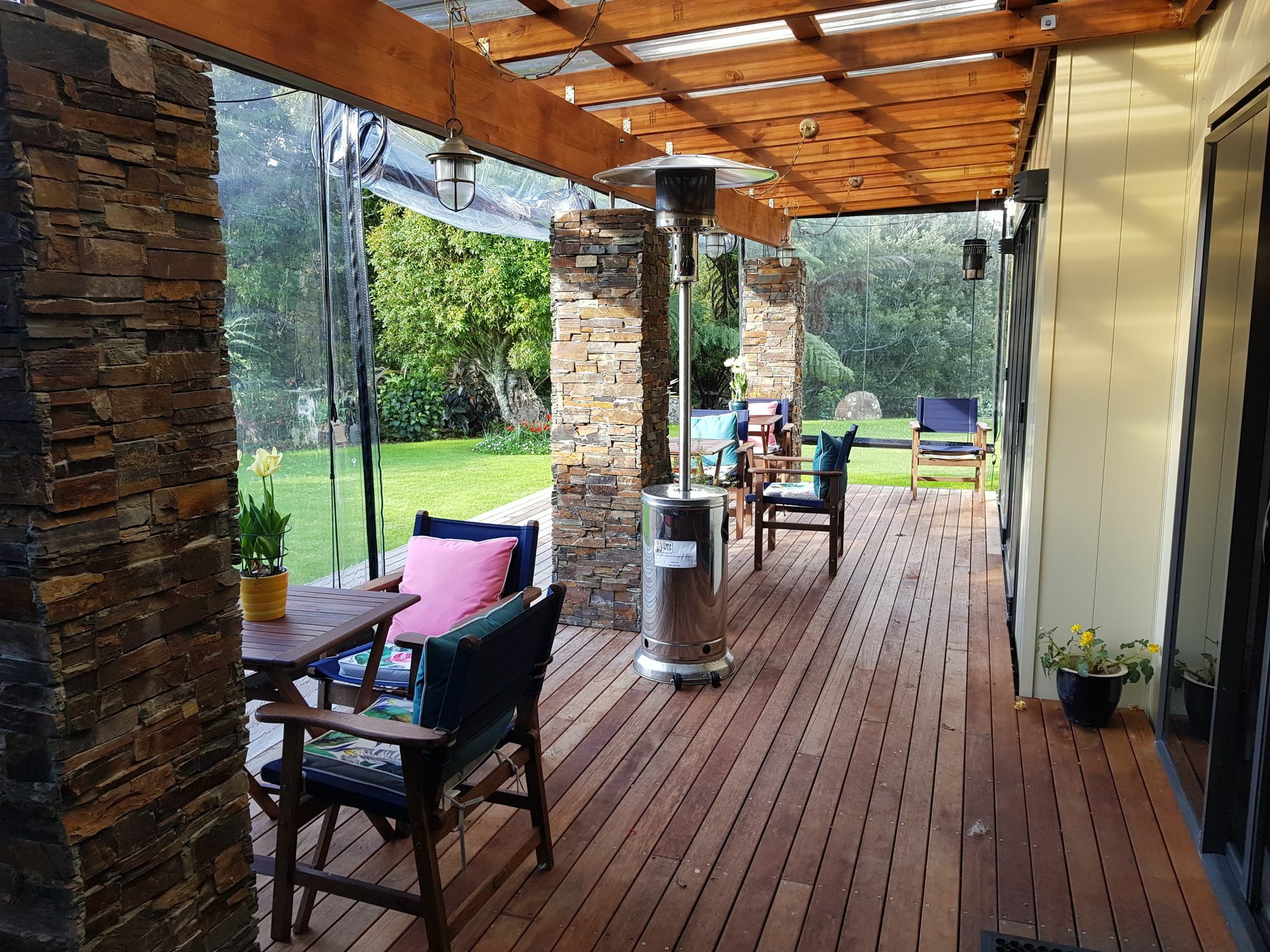Heta Road B&B New Plymouth Bagian luar foto