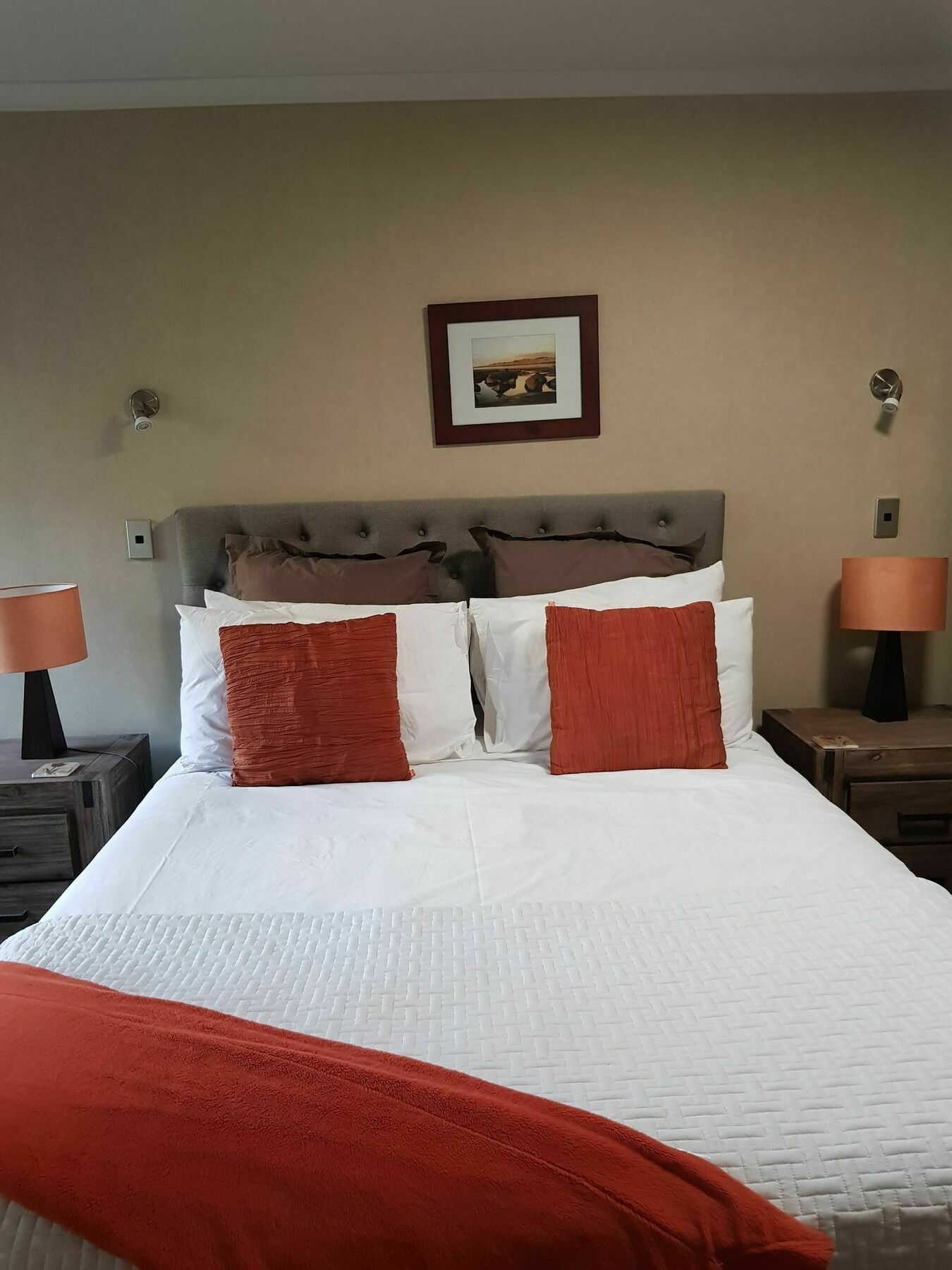 Heta Road B&B New Plymouth Bagian luar foto